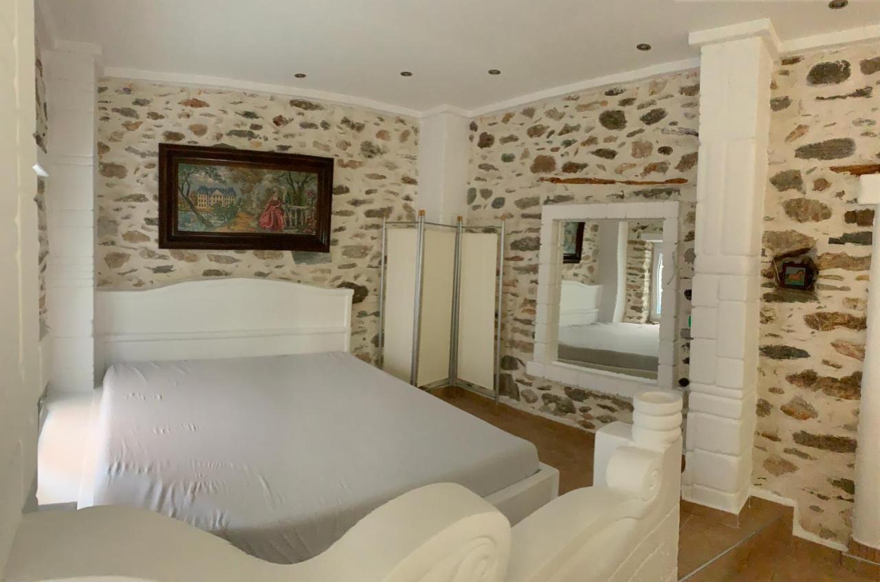 Sea&Stone Apartment Skala Sotiros Buitenkant foto